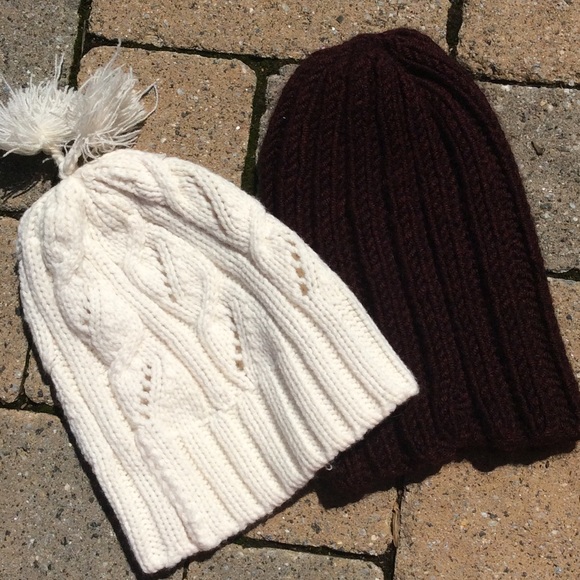 Accessories - CLEARANCE 🧡 2 Knit Hats
